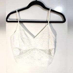 Adorable White Lace Cropped Top, Size Med, NWT